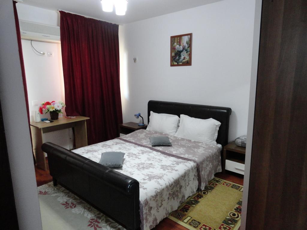 Carmen Studio Отопень Екстер'єр фото